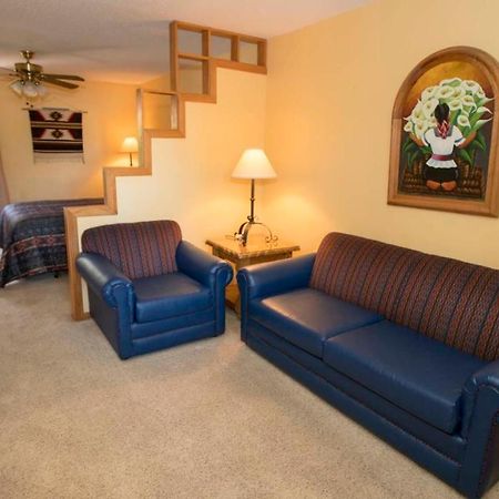 Texan Guest Ranch Hotel McAllen Exterior foto
