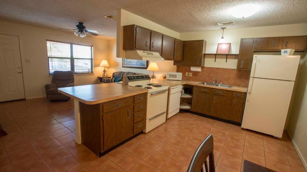 Texan Guest Ranch Hotel McAllen Exterior foto